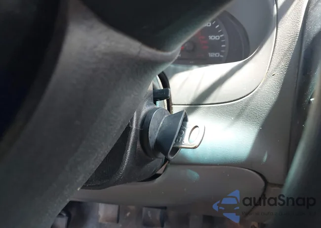 1FTYR10D06PA59664: 42617427