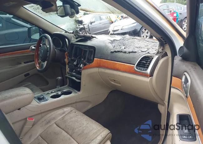 1C4RJFCG3DC524182: 42617632