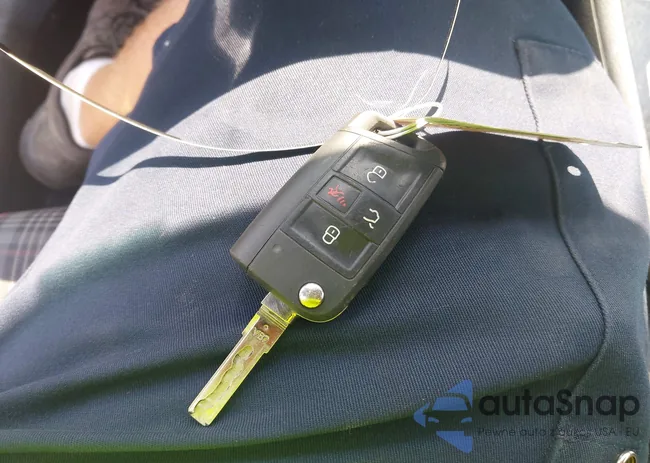 3VW5T7AU7HM065344: 42617757