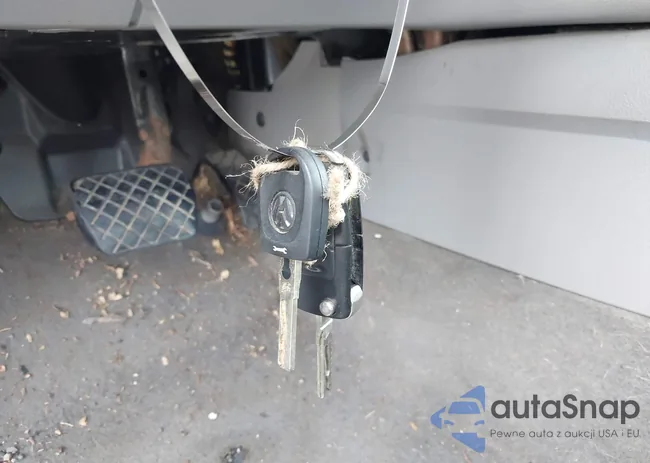 3VWRK69M44M064262: 42617140