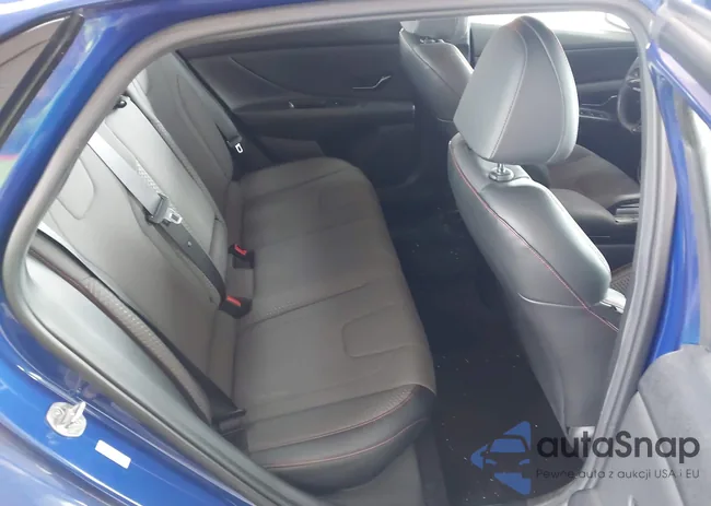 KMHLR4AF9NU328414: 42617268