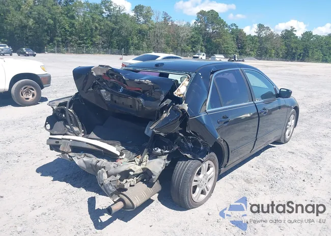 1HGCM56807A028401: 42617275