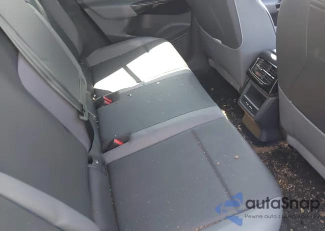 1V2VMPE8XPC045147: 42618379