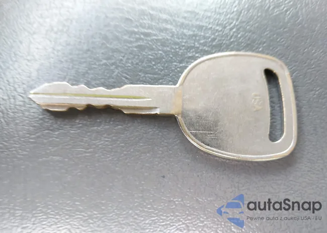 1GCFG15X151253802: 42618397