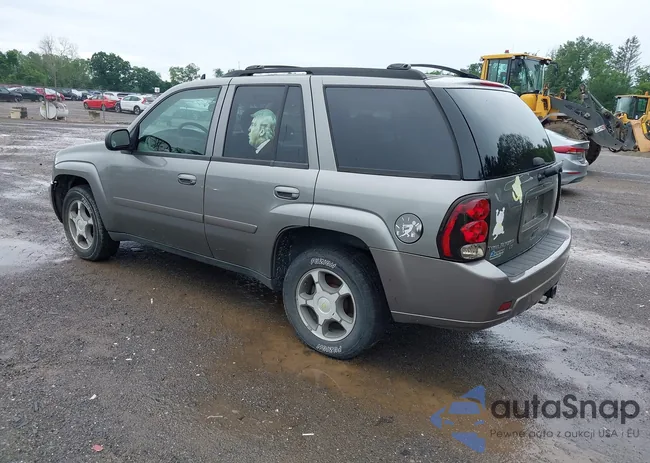 1GNDT13S382144158: 42618596