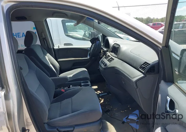 5FNRL38295B038177: 42618657