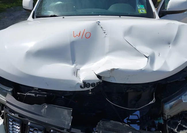 1C4RJFAG4JC120550: 42618665