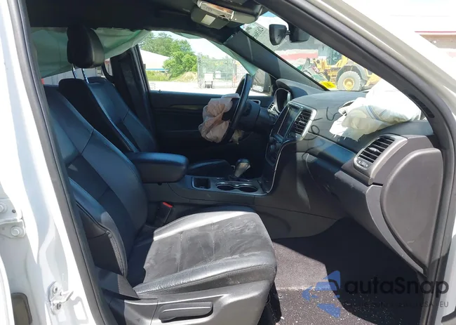 1C4RJFAG4JC120550: 42618665