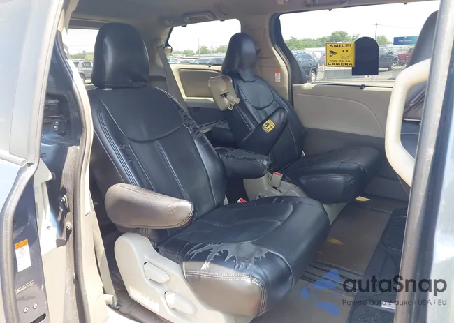 5TDKK3DC1FS642029: 42618738