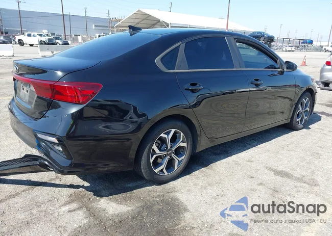 3KPF24AD8LE149247: 42618785