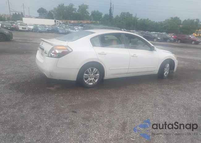 1N4AL2AP1BC169275: 42618787