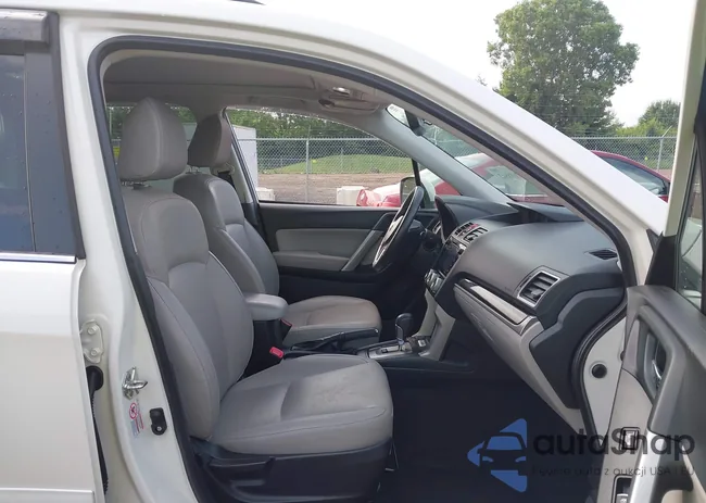 JF2SJAJC2JH490286: 42618842