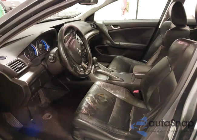 JH4CU2F62AC033928: 42618871