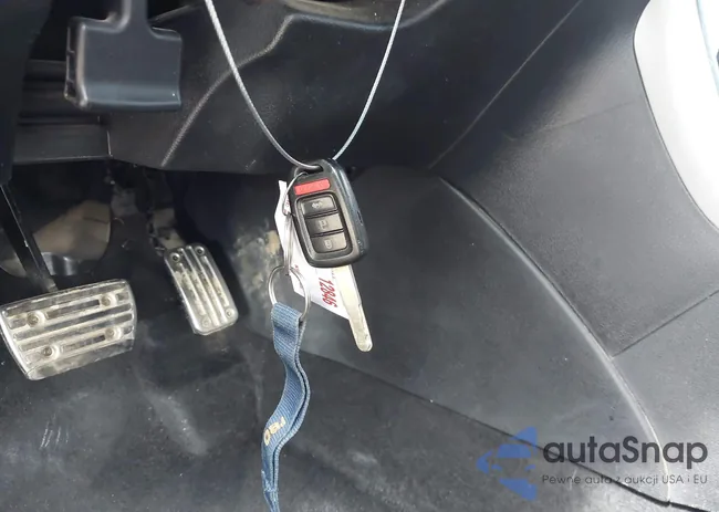 1HGCR2F56HA034632: 42618034