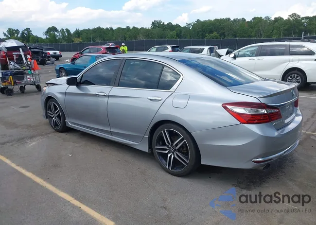 1HGCR2F56HA034632: 42618034