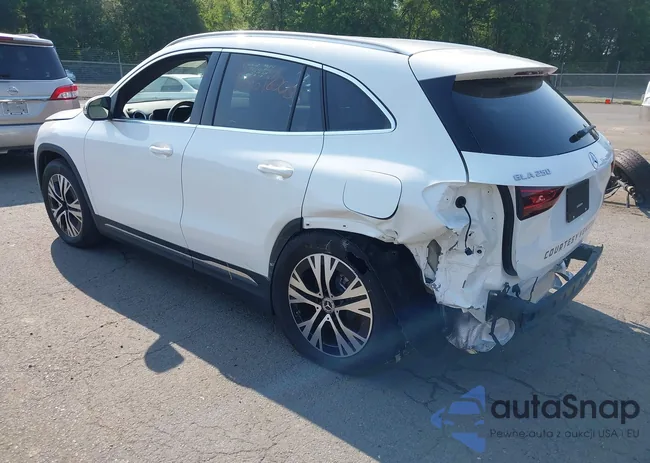 W1N4N4HB3SJ710614: 42618225