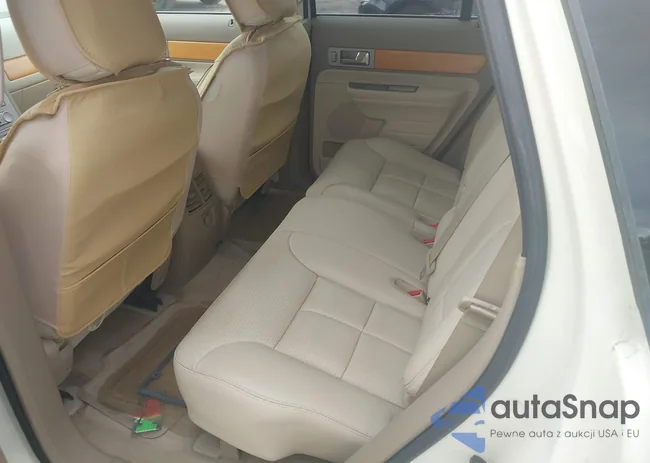 2LMDU68C57BJ37824: 42618289