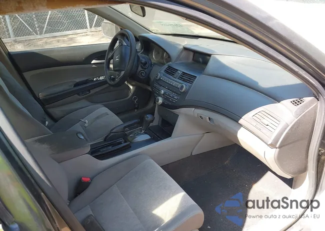 1HGCP2F41AA034461: 42619465