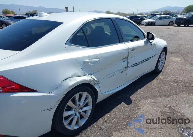 JTHBF1D20E5036112: 42619779