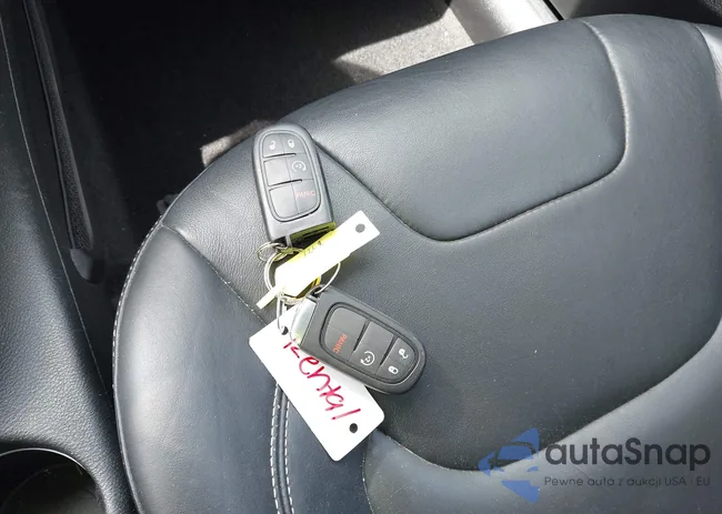 1C4PJLDB5FW578979: 42619013