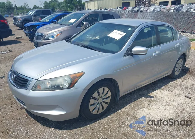 1HGCP2F3XAA085819: 42619048