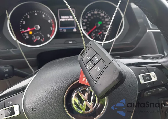 3VV3B7AX8JM095192: 42619130