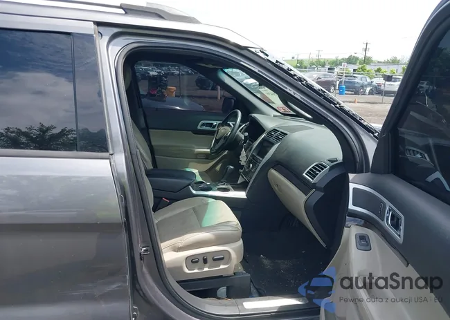 1FM5K7F81DGA50193: 42620439