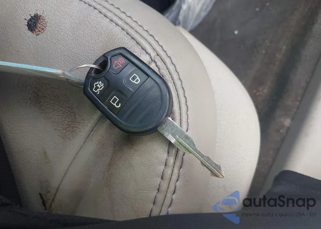 3FAHP0JA9CR371898: 42620660