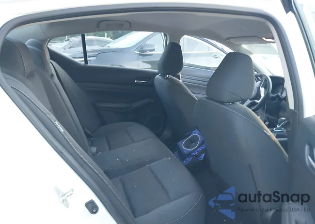 1N4BL4BV0NN328647: 42620674