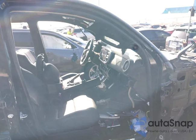 3TMCZ5AN8PM631208: 42620742