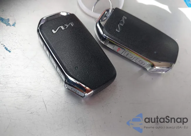 KNDC34LA7R5205489: 42620859