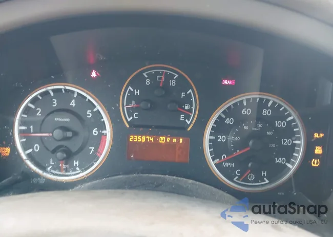 5N1BA08D18N616832: 42620927