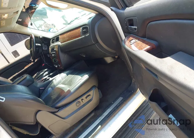 1GNFC13007R310861: 42621401