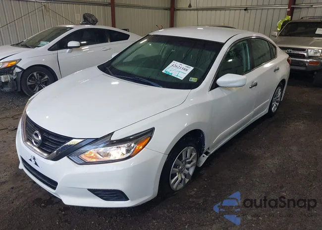 1N4AL3AP5JC223830: 42621588