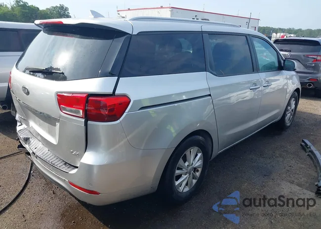 KNDMB5C18H6309480: 42621789