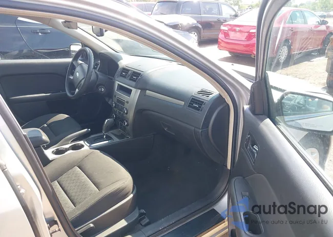 3FAHP0HG5AR165792: 42621876