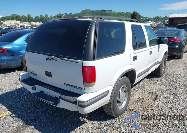 1GNDT13W4X2112417: 42621928