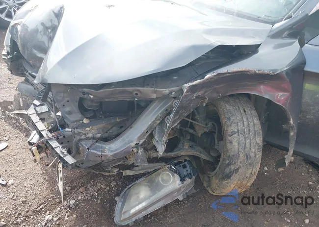 1HGCR2F79DA027461: 42622526