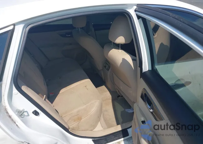 1N4AL3AP1EC421715: 42622760