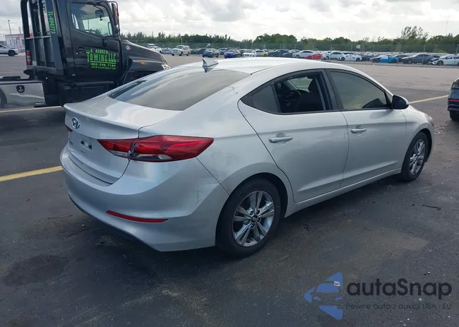 5NPD84LF4JH253988: 42622840