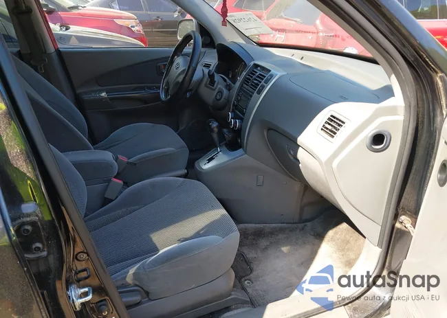 KM8JN12DX8U897792: 42622928