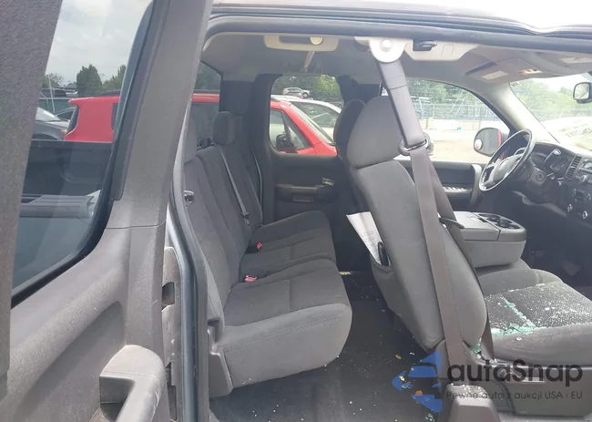 2GCEC19CX81235585: 42622081