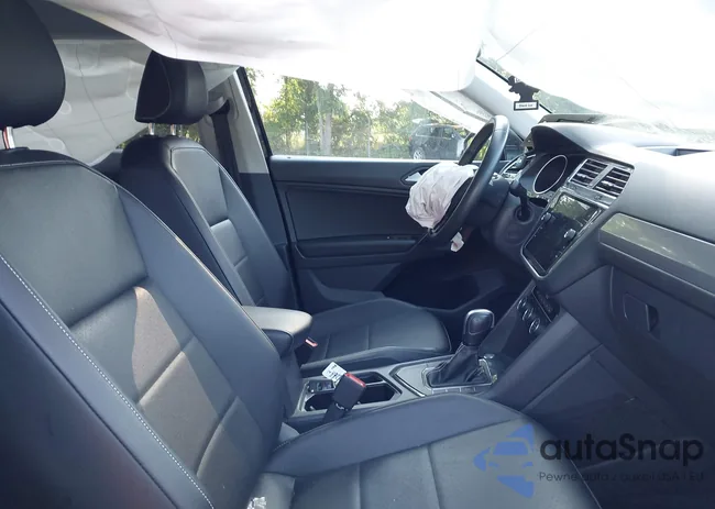 3VV3B7AX8MM063802: 42622340