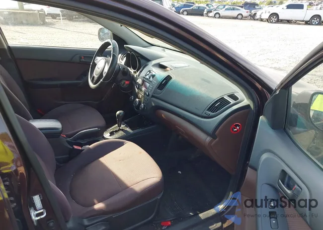 KNAFU4A27A5168676: 42623595