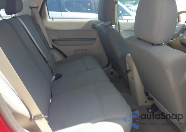 1FMCU0C78AKC81833: 42623598