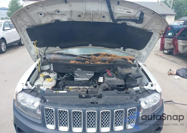 1C4NJDEB6GD596061: 42623673