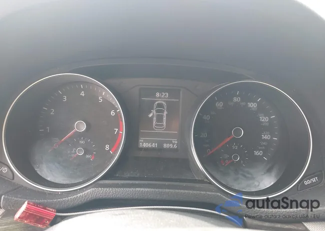 1VWBA7A36JC028048: 42623747