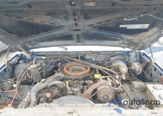 1FTHX26L5HKA85462: 42623893