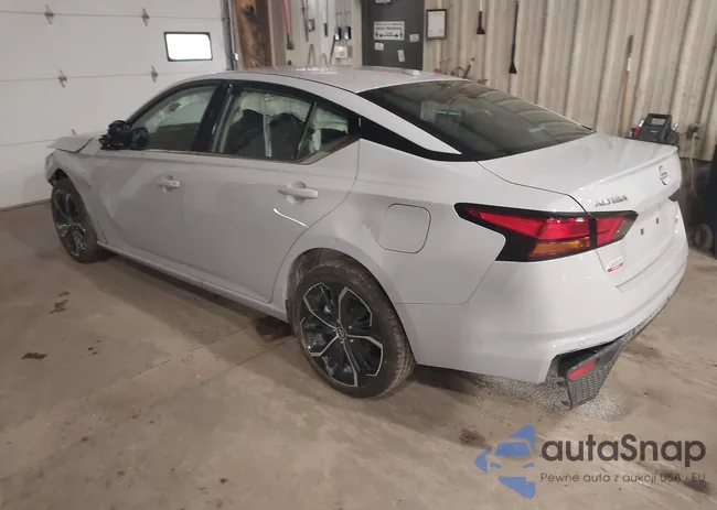 1N4BL4CW5SN331093: 42622973