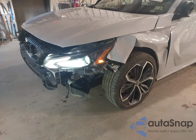 1N4BL4CW5SN331093: 42622973